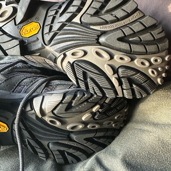 Merrell woman’s Moab 2 Mid waterproof hiking boot - Picture 3 of 8